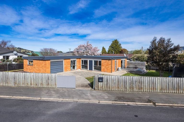 Photo of property in 41 Paterson Street, Abbotsford, Dunedin, 9018