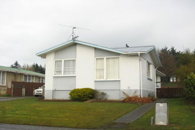 Photo of property in 58 Lauder Crescent, Heidelberg, Invercargill, 9812