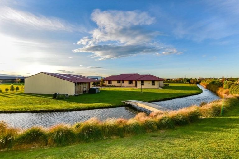 Photo of property in 5 Landsborough Drive, Darfield, 7571