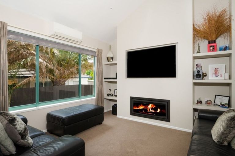 Photo of property in 21 Belle-mer Place, Gulf Harbour, Whangaparaoa, 0930