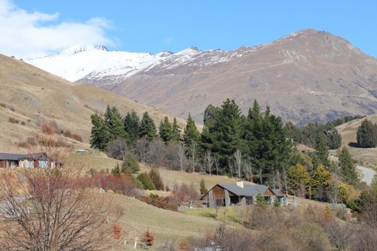 Photo of property in 66 Hayes View Lane, Lake Hayes, Queenstown, 9371