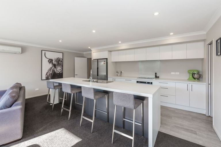 Photo of property in 30 Navy Loop, Rolleston, 7614