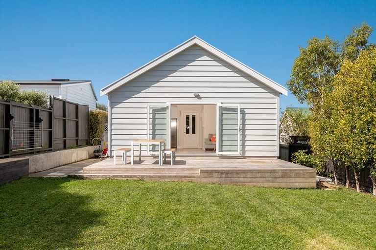 Photo of property in 19 Bond Street, Grey Lynn, Auckland, 1021