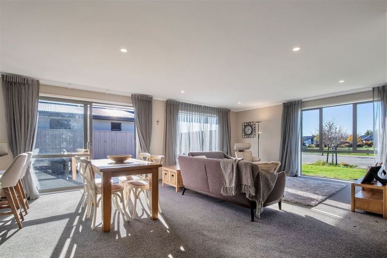 Photo of property in 7 Jade Court, Rolleston, 7614