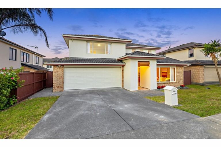 Photo of property in 20a Baverstock Road, Flat Bush, Auckland, 2016