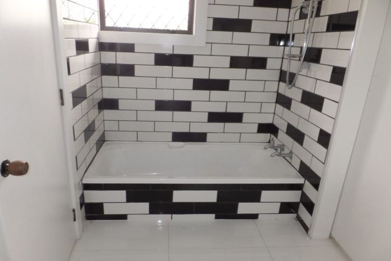 Photo of property in 1/107 Bayswater Crescent, Bromley, Christchurch, 8062