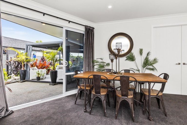 Photo of property in 24 Rakaia Way, Poraiti, Napier, 4112