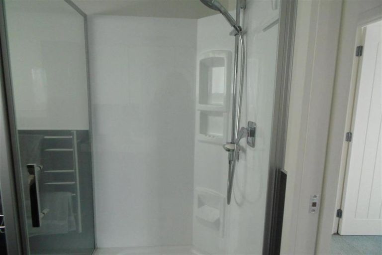 Photo of property in 46 Albatross Road, Red Beach, 0932