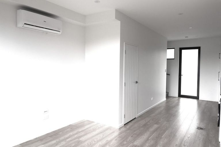 Photo of property in 41 Coronation Road, Papatoetoe, Auckland, 2025