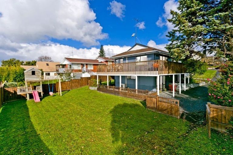 Photo of property in 2/23 Quebec Road, Milford, Auckland, 0620