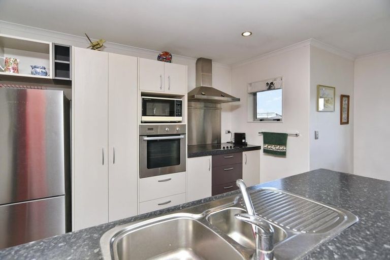 Photo of property in 66 Pentecost Road, Rangiora, 7400