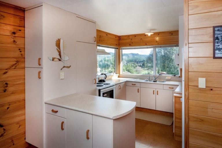 Photo of property in 127 Bruce Wallace Place, Whangamata, 3620