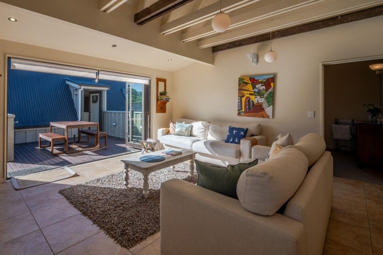 Photo of property in 32 Rue Balguerie, Akaroa, 7520