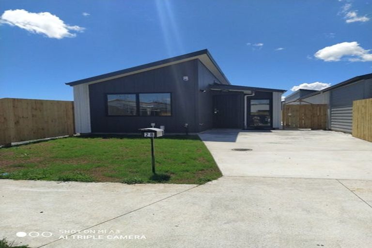 Photo of property in 28 Combat Street, Papakura, 2110