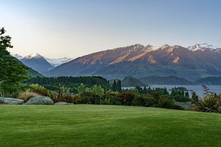 Photo of property in 73 West Meadows Drive, Wanaka, 9305