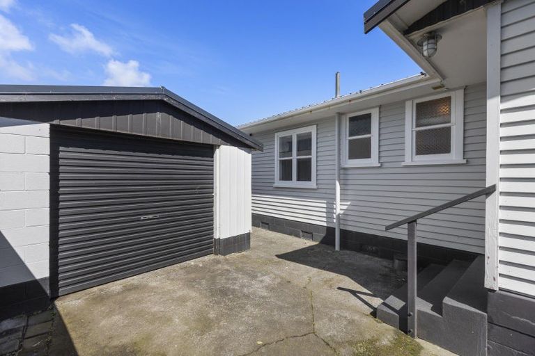 Photo of property in 54 Hume Street, Waitara, 4320