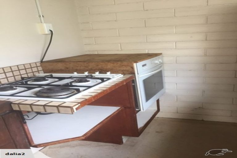 Photo of property in 6a Browns Bay Road, Rothesay Bay, Auckland, 0630