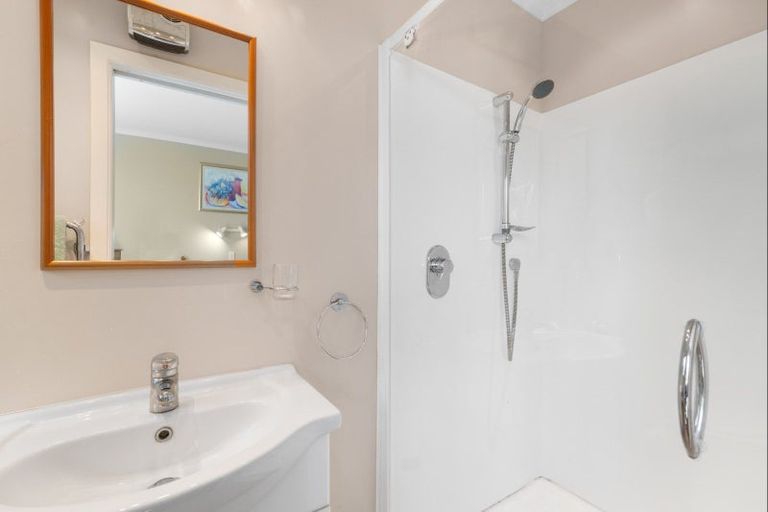 Photo of property in 32 Hutcheson Street, Mayfield, Blenheim, 7201