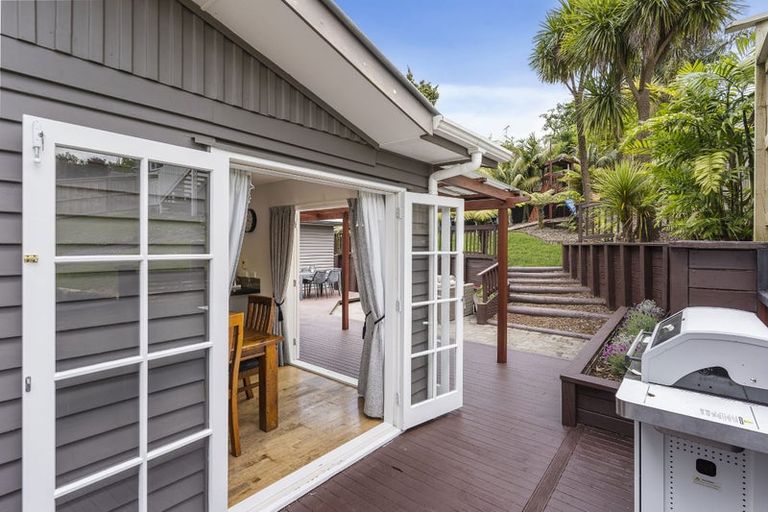 Photo of property in 59 Vandeleur Avenue, Birkdale, Auckland, 0626