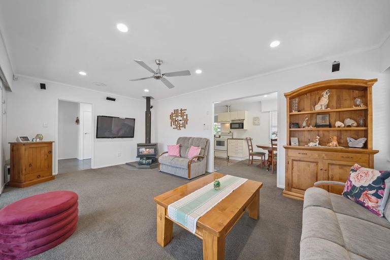 Photo of property in 13a Glen Avenue, Papatoetoe, Auckland, 2025