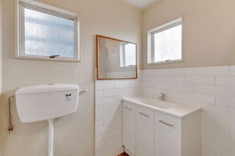 Photo of property in 32a Manuka Street, Castlecliff, Whanganui, 4501