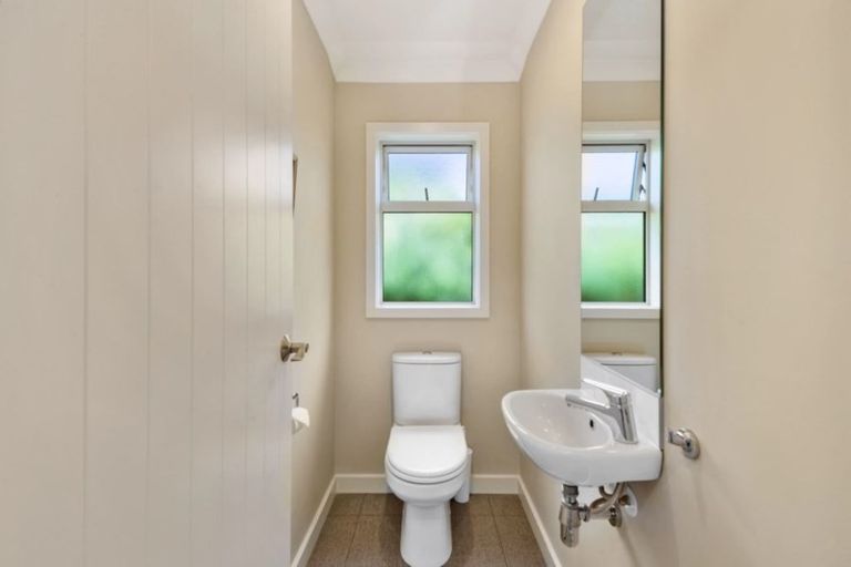 Photo of property in 2/151 Tamamutu Street, Taupo, 3330