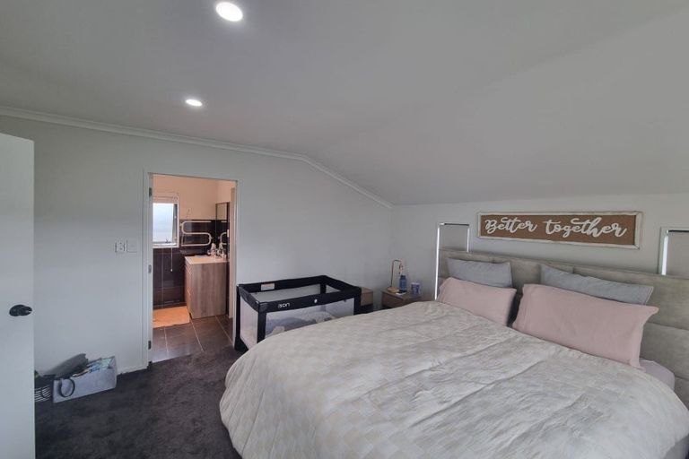 Photo of property in 177 Keri Vista Rise, Papakura, 2110