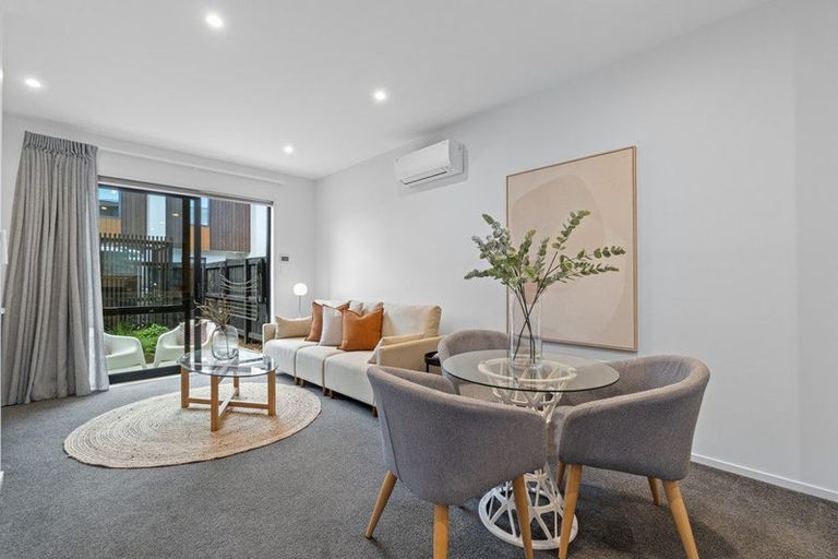 Photo of property in 6 Arvo Lane, Hobsonville, Auckland, 0616