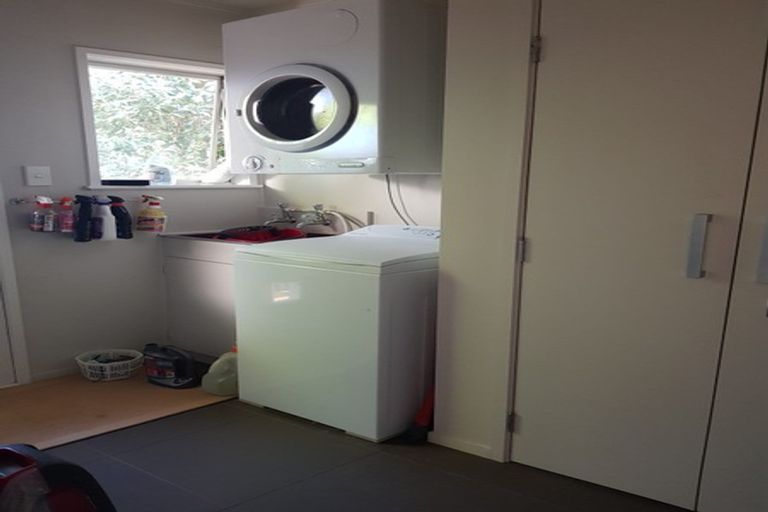 Photo of property in 56 The Circle, Manly, Whangaparaoa, 0930