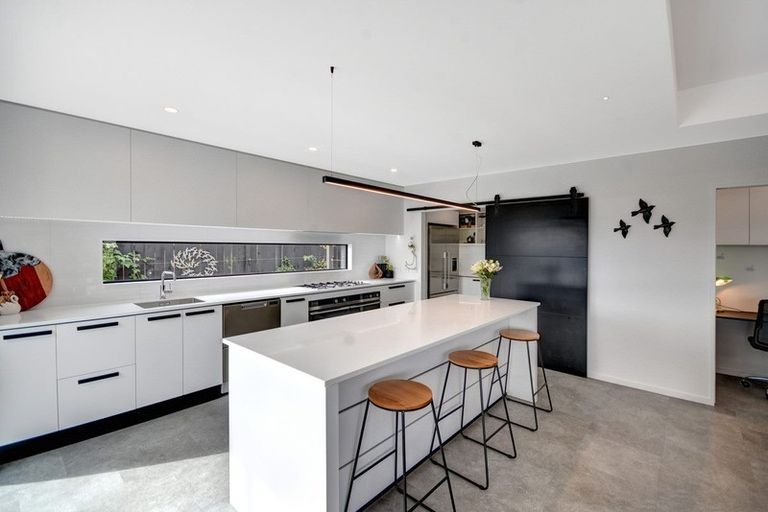 Photo of property in 10 Kinloch Place, Mosgiel, 9024