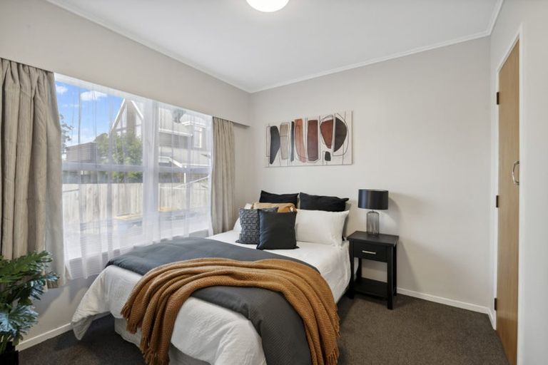 Photo of property in 1/22a Wolsley Avenue, Milford, Auckland, 0620