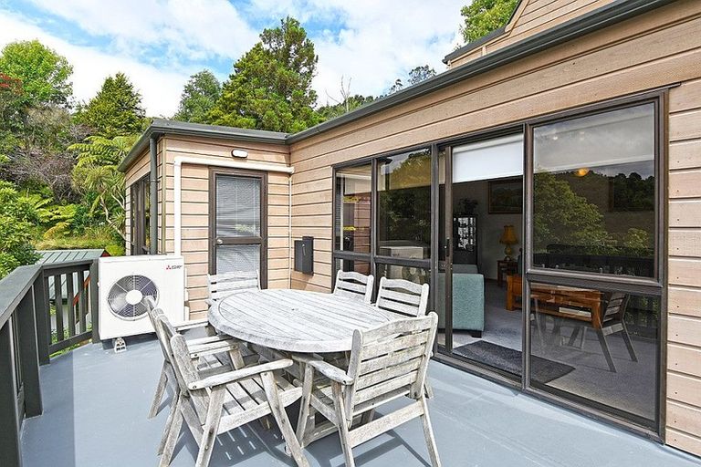 Photo of property in 3 Chichester Drive, Pinehaven, Upper Hutt, 5019