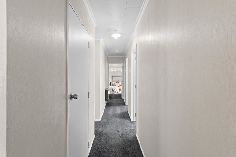 Photo of property in 5 Smeaton Road, Bell Block, New Plymouth, 4312