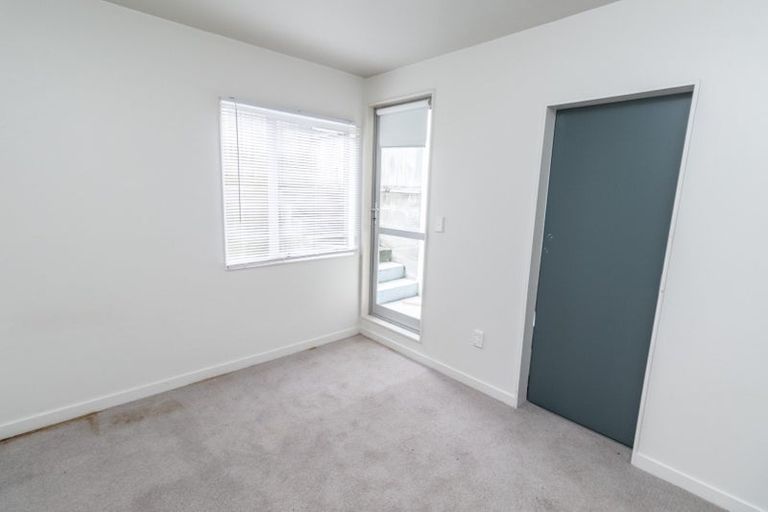 Photo of property in 152g Tasman Street, Mount Cook, Wellington, 6021
