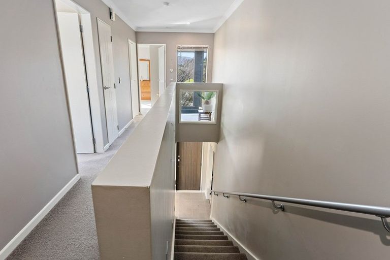 Photo of property in 42 Waterstone Avenue, Paraparaumu, 5032