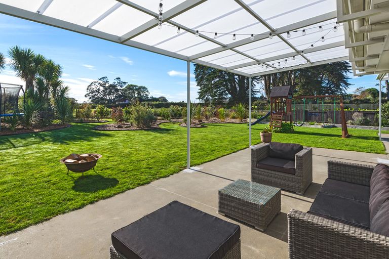 Photo of property in 18 Searle Drive, Patumahoe, Pukekohe, 2679