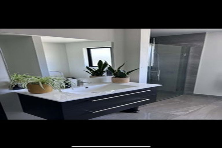 Photo of property in 64-66 Blake Street, Blaketown, Greymouth, 7805