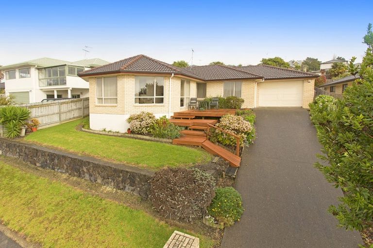 Photo of property in 54 Elan Place, Stanmore Bay, Whangaparaoa, 0932