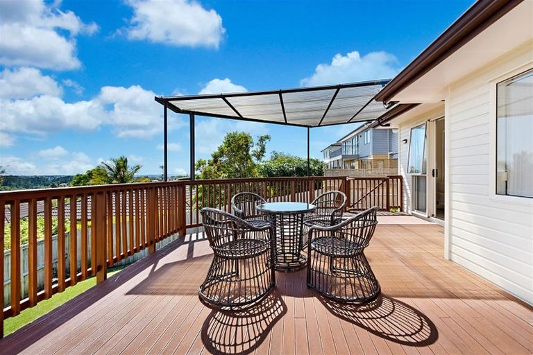 Photo of property in 23 Leafield Crescent, Henderson, Auckland, 0612