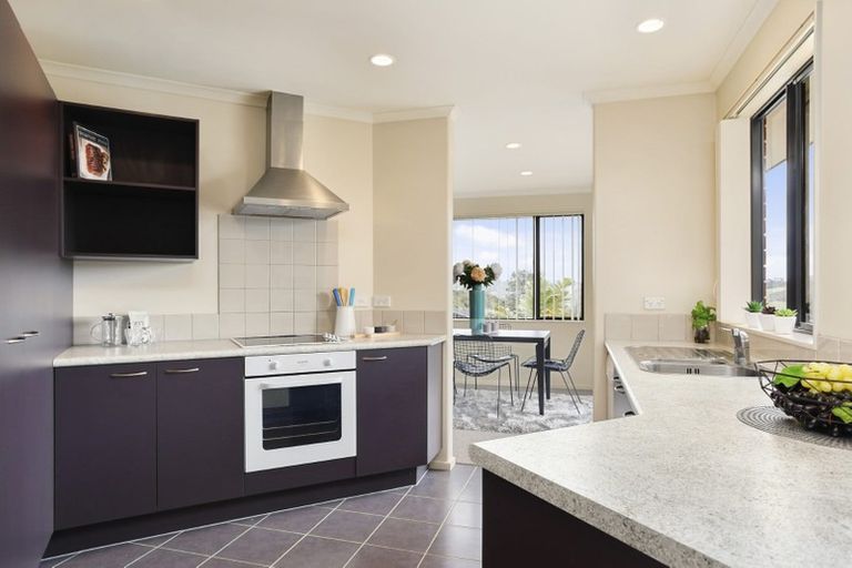 Photo of property in 22 Carol Lee Place, Albany Heights, Auckland, 0632