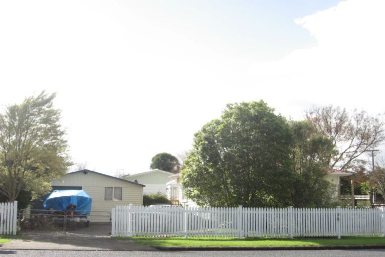 Photo of property in 2/53 Jellicoe Road, Manurewa, Auckland, 2102