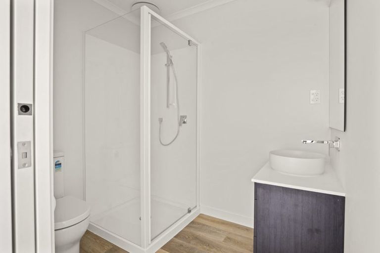 Photo of property in 5 Massey Street, Tawa, Wellington, 5028