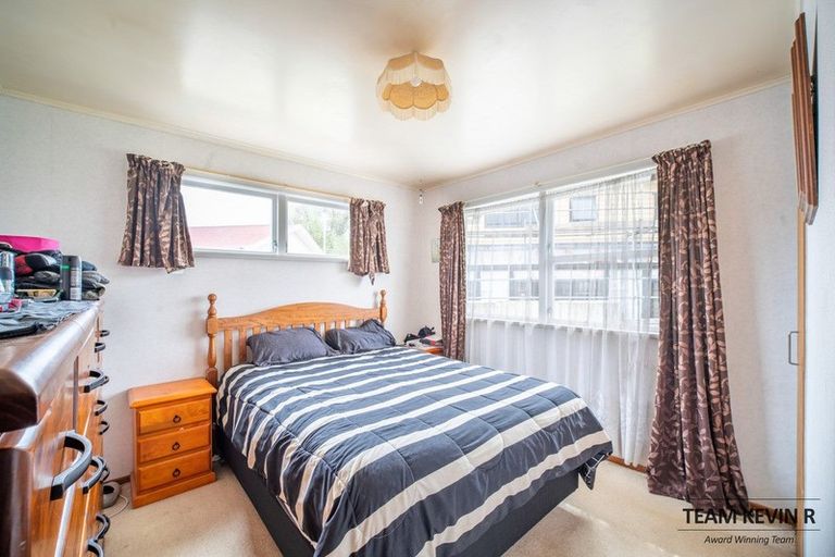 Photo of property in 57 Smiths Avenue, Papakura, 2110