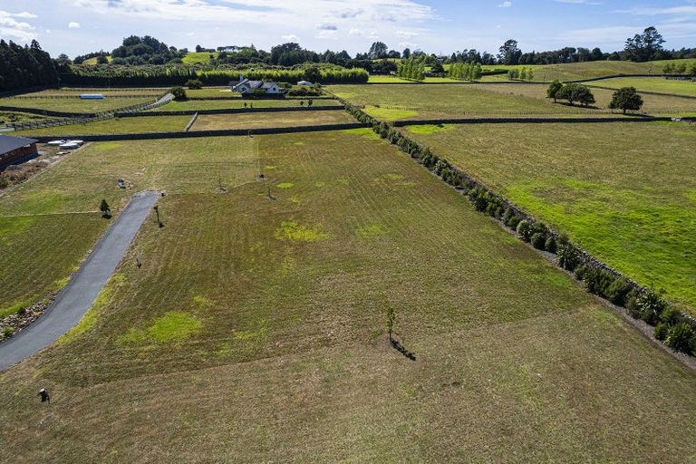 Photo of property in 6 Stonedale Way, Te Kamo, 0185