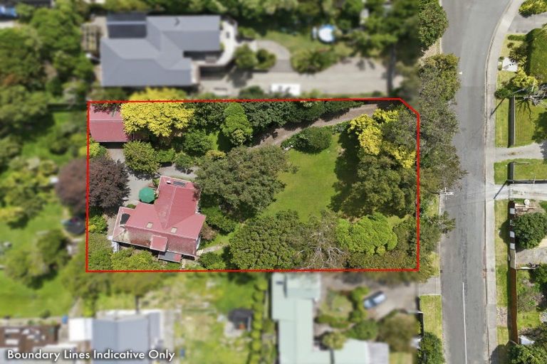 Photo of property in 3-5 Rewa Road, Raumati Beach, Paraparaumu, 5032