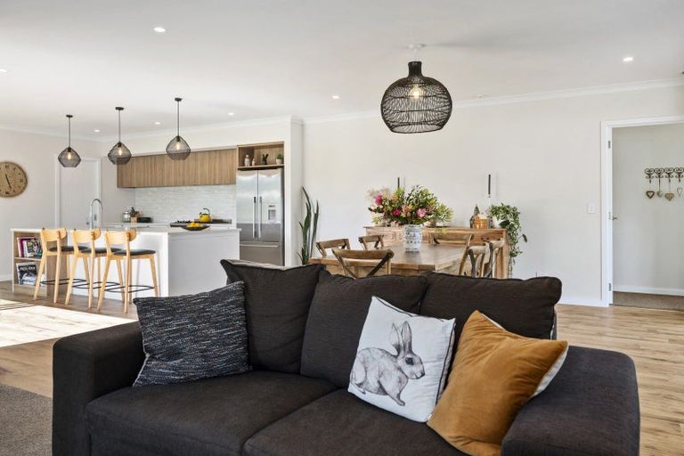 Photo of property in 9 Kanuka Grove, Kinloch, Taupo, 3377