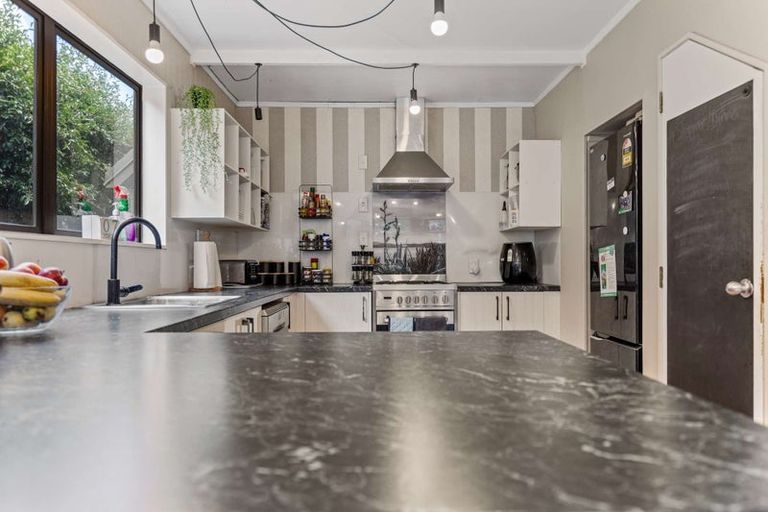 Photo of property in 76 Iles Road, Lynmore, Rotorua, 3010