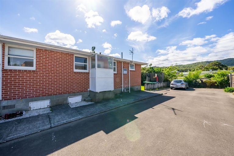 Photo of property in 264b Fergusson Drive, Heretaunga, Upper Hutt, 5018