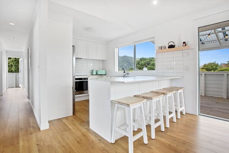 Photo of property in 5 Bell Road, Pauanui, Hikuai, 3579