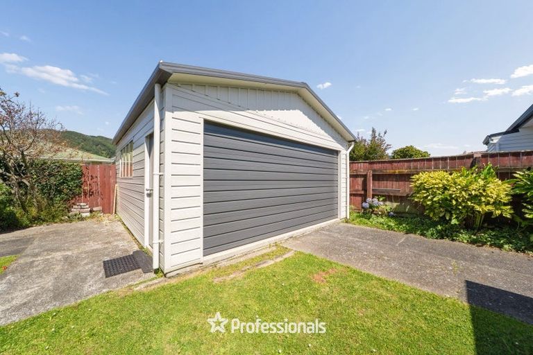 Photo of property in 15 Wetherby Grove, Wainuiomata, Lower Hutt, 5014